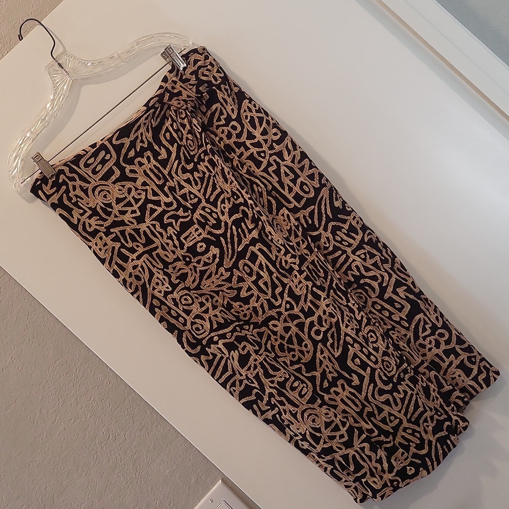 Patterned midi skirt